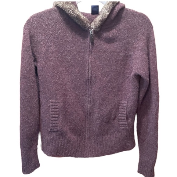 Gap lambs wool hooded sweater, size medium - Picture 1 of 7
